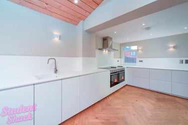 7 bed house, Colgate Crescent, Fallowfield, Manchester, M146FN - Image 1