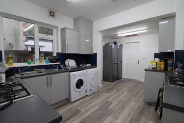 6 bed house, Cathays, Cardiff, CF103EG - Image 12