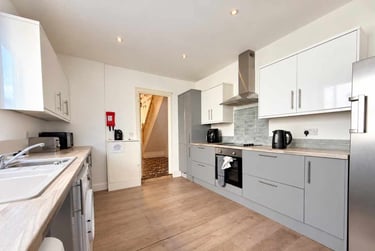 5 bed house, Cathays, Cardiff, CF244QE - Image 7
