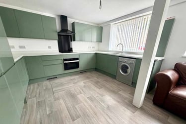 4 bed house, Dorset Street, Broomhall, Sheffield, S102FW - Image 1