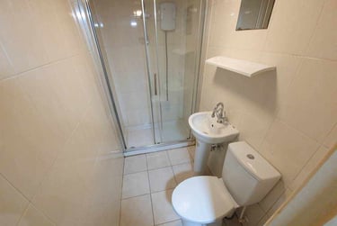 1 bed flat, 1, Adamstown, Cardiff, CF240EW - Image 5