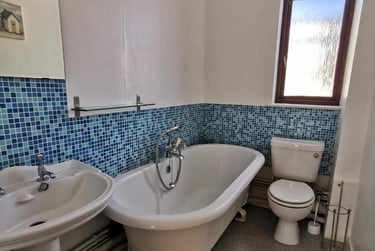 1 bed flat, Brunswick Court, Russell Street, Swansea, SA14HX - Image 3