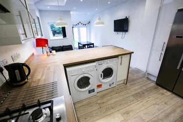 5 bed house, Heeley Road, Selly Park, Birmingham, B296EL - Image 3