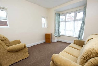 4 bed house, Umberslade Road, Selly Park, Birmingham, B297RZ - Image 1