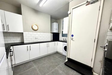 4 bed house, Howard Road, Crookesmoor, Sheffield, S63RU - Image 3