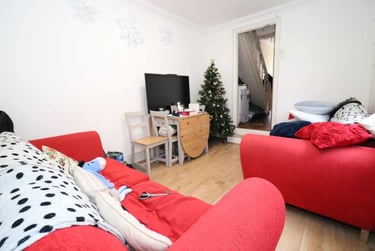 5 bed house, Cathays, Cardiff, CF244QT - Image 2