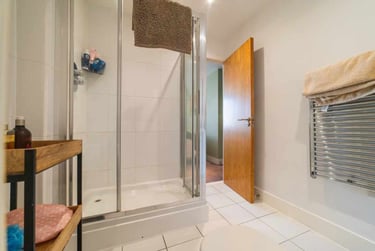 2 bed flat, Cardiff Bay, Sports Village, Cardiff, CF110JJ - Image 13