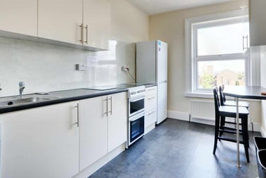 10 bed house, Old Tiverton Road, Mount Pleasant, Exeter, EX46NG - Image 6