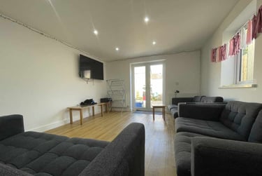 7 bed house, Cathays, Cardiff, CF244EP - Image 2