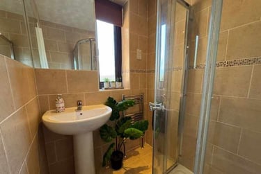 7 bed house, Ambleside Close, Earlham, Norwich, NR58LS - Image 11