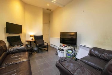 7 bed house, Bournbrook Road, Selly Park, Birmingham, B297BT - Image 3