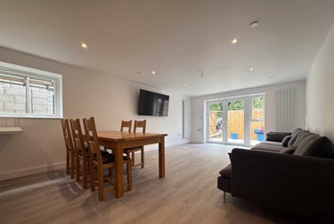 8 bed house, Cathays, Plasnewydd, Cardiff, CF244BG - Image 3