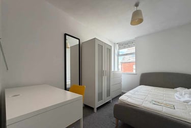 8 bed house, Cathays, Cardiff, CF244BJ - Image 11