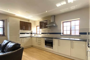 4 bed flat, 92 Arundel Street, Devonshire Green, Sheffield, S14RE - Image 2