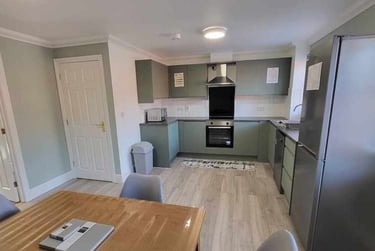 4 bed house, New Mills Yard, City Centre, Norwich, NR33AH - Image 2