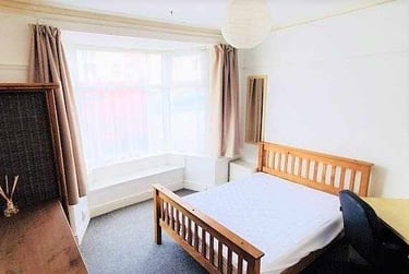 4 bed house, Hazel Road, Uplands, Swansea, SA20LU - Image 7