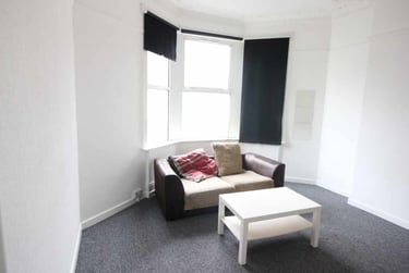 6 bed house, Roath, Cathays, Cardiff, CF244RP - Image 2