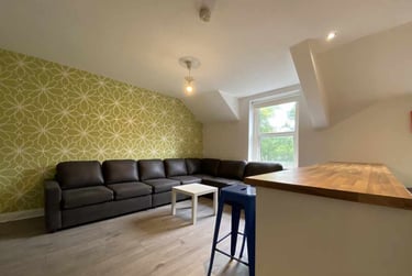 5 bed flat, Cathays, Plasnewydd, Cardiff, CF244AT - Image 2