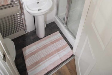 4 bed house, Blue Fox Close, City Centre, Leicester, LE30EE - Image 5