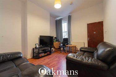4 bed house, Exeter Road, Selly Park, Birmingham, B296EX - Image 2