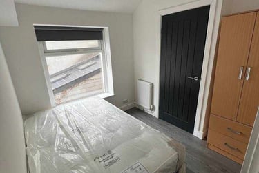 1 bed flat, 3, 212, Adamstown, Cardiff, CF241DN - Image 2
