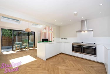 6 bed house, Selside Walk, Fallowfield, Manchester, M146DU - Image 3
