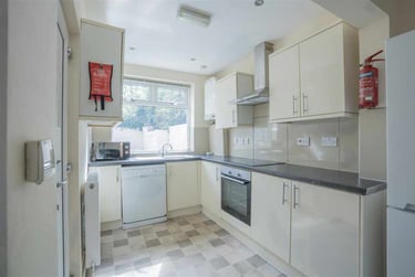 5 bed house, Shoreham Street, Heeley, Sheffield, S24FA - Image 4
