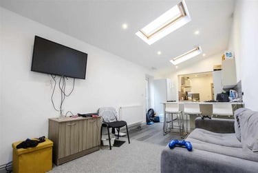 6 bed house, Selly Hill Road, Selly Park, Birmingham, B297DL - Image 1