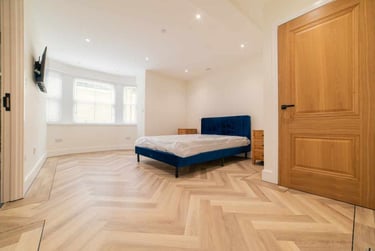 3 bed flat, City Centre, Cardiff, CF103DQ - Image 15