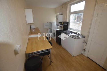 4 bed house, Thurlow Road, Clarendon Park, Leicester, LE21YE - Image 8