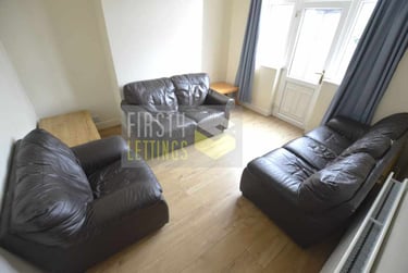 7 bed house, Avenue Road Extension, Clarendon Park, Leicester, LE23EQ - Image 1