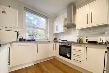 7 bed flat, Cathays, Cardiff, CF244AS - Image 2