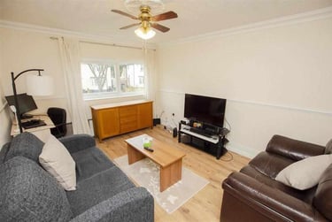1 bed flat, Reservoir Road, Selly Park, Birmingham, B296TF - Image 1