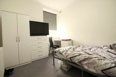 5 bed house, Cathays, Cardiff, CF244JW - Image 4