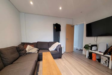 6 bed house, Cathays, Plasnewydd, Cardiff, CF244BT - Image 1