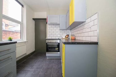 4 bed house, Sweetbriar Road, City Centre, Leicester, LE31AP - Image 11