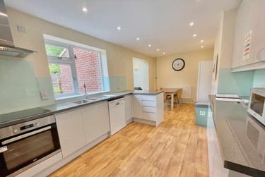 5 bed house, Wilberforce Road, Earlham, Norwich, NR58NE - Image 1