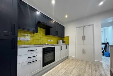 4 bed house, Cathays, Cardiff, CF244EY - Image 2