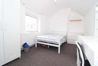 4 bed house, Cathays, Cardiff, CF244EX - Image 4