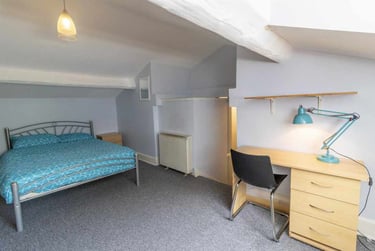 3 bed flat, Clarkehouse Road, Broomhall, Sheffield, S102LG - Image 14