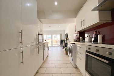 7 bed house, Cathays, Cardiff, CF244HQ - Image 3