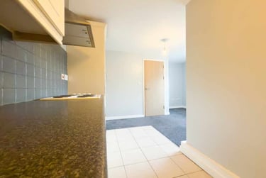 1 bed flat, Llandaff North, Llandaff, Cardiff, CF142NA - Image 4
