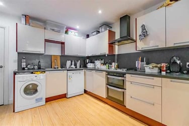 6 bed house, Dawlish Road, Selly Park, Birmingham, B297AS - Image 2