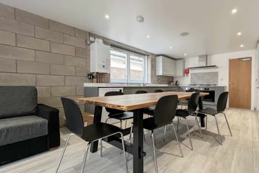 8 bed house, Cathays, Plasnewydd, Cardiff, CF244BH - Image 1