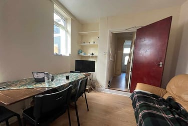 5 bed house, Cathays, Cardiff, CF244AW - Image 4