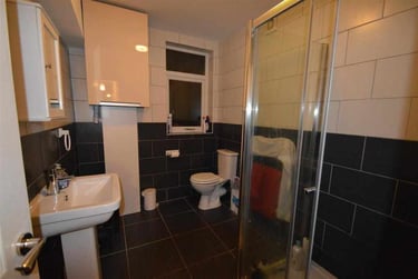 6 bed house, Dawlish Road, Selly Park, Birmingham, B297AS - Image 5