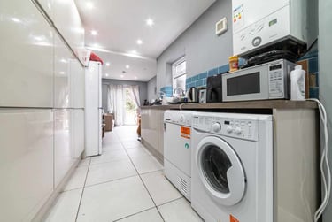 5 bed house, Cathays, Cardiff, CF244BP - Image 3