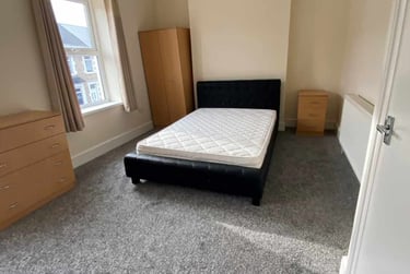 3 bed flat, Roath, Plasnewydd, Cardiff, CF243JS - Image 3