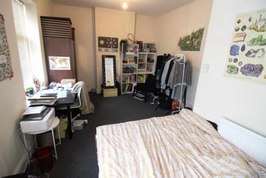 3 bed flat, Adamsdown, Adamstown, Cardiff, CF240JW - Image 5
