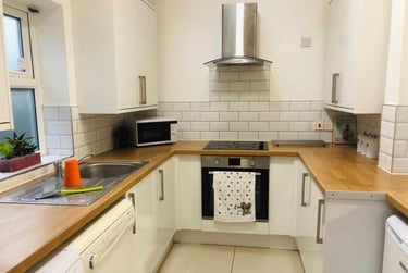 6 bed house, Pomona Street, Sharrow, Sheffield, S118JL - Image 2